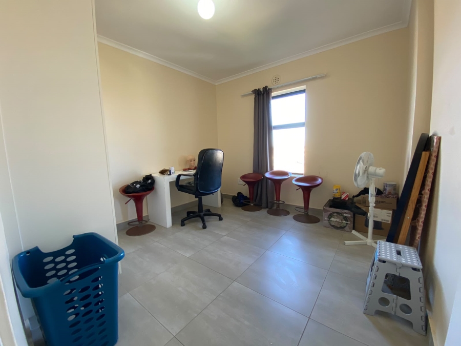 To Let 3 Bedroom Property for Rent in Parklands Western Cape